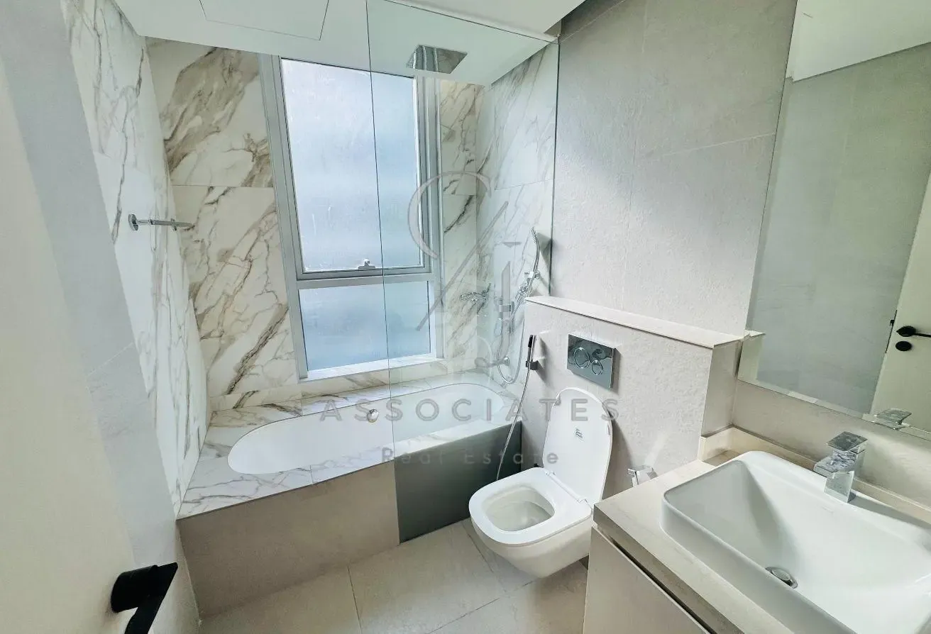 Marina View | Vacant | Best Market Price