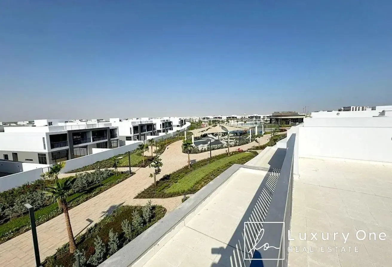 Brand New | Rooftop Terrace | Close to Amenities