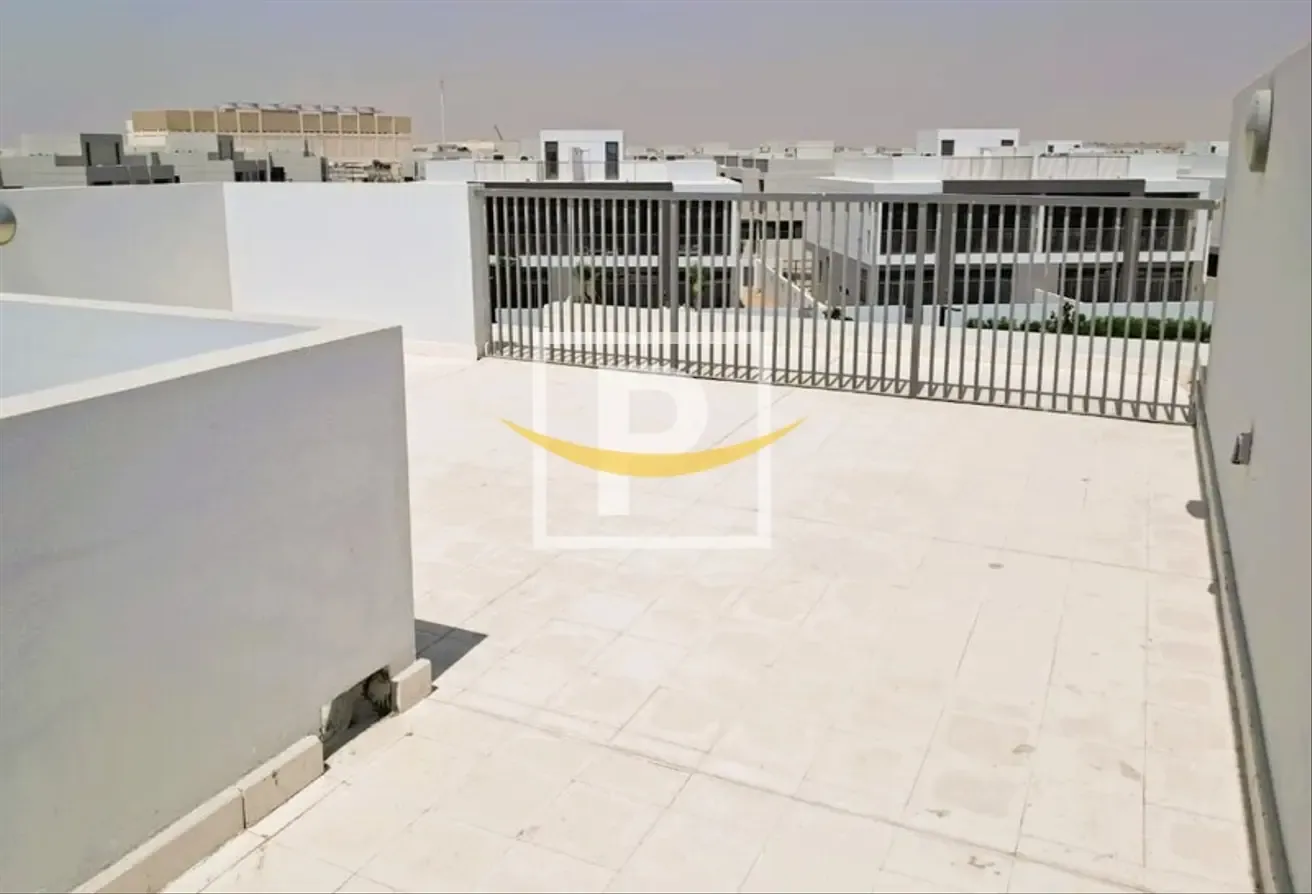 Hot Deal, Luxurious and Spacious Twin Villa