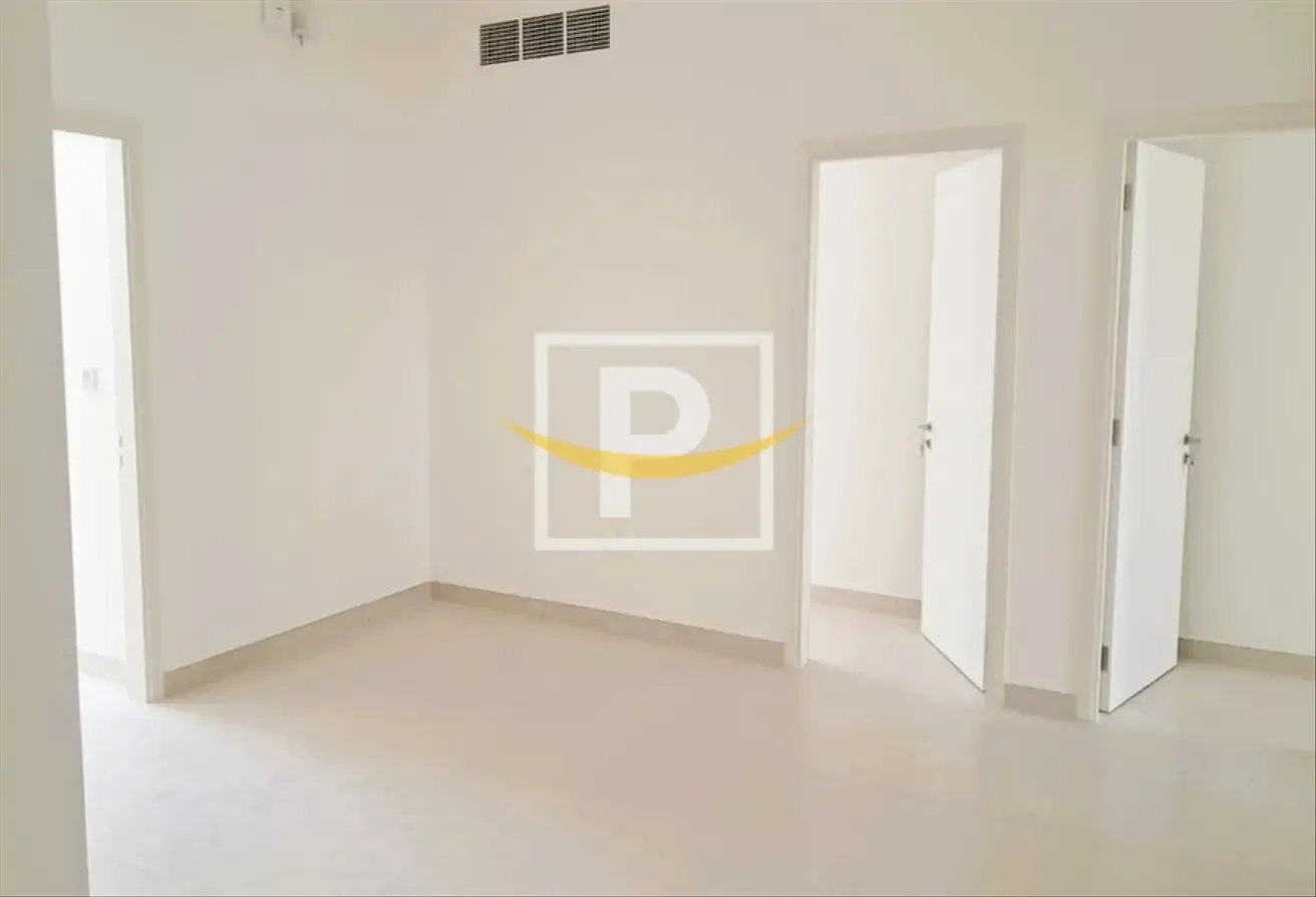 Hot Deal, Luxurious and Spacious Twin Villa