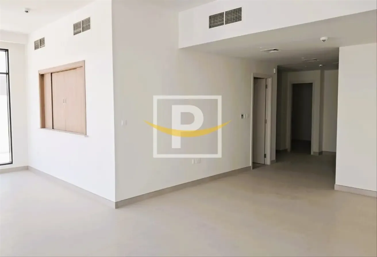 Hot Deal, Luxurious and Spacious Twin Villa