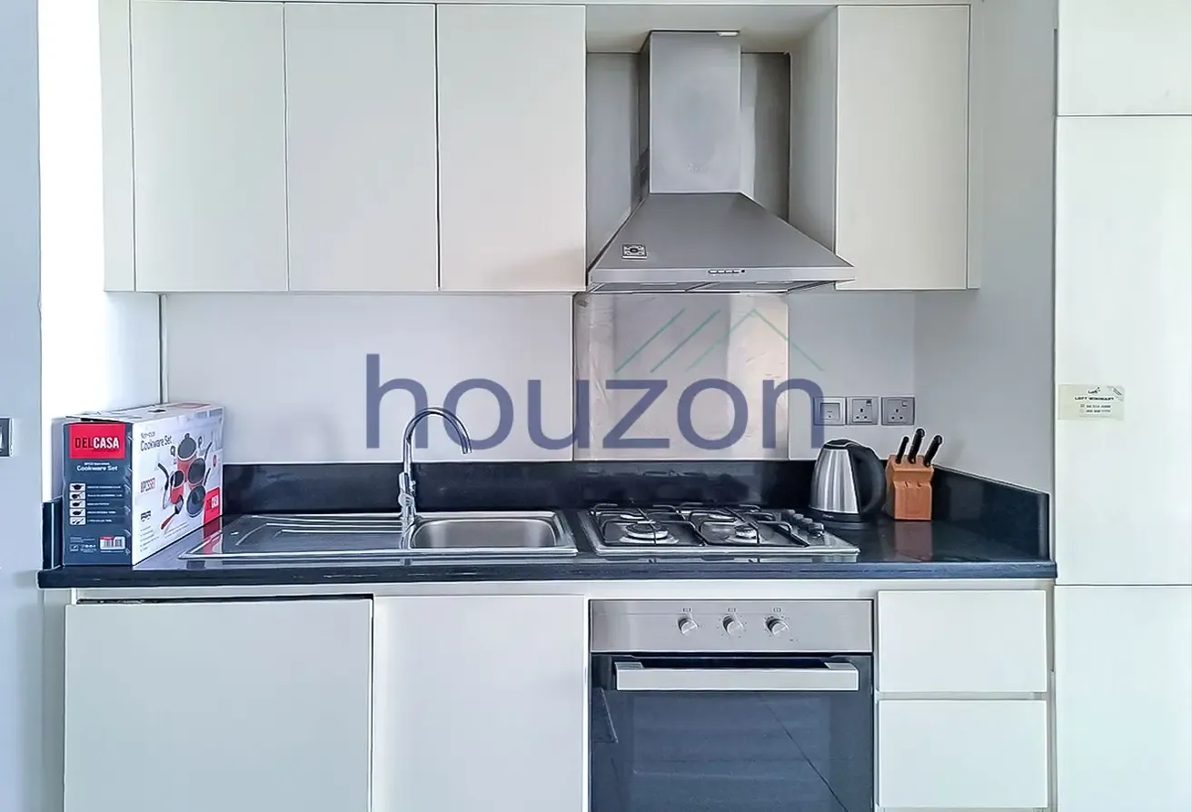 Exclusive | Furnished + Bright Studio | Open View