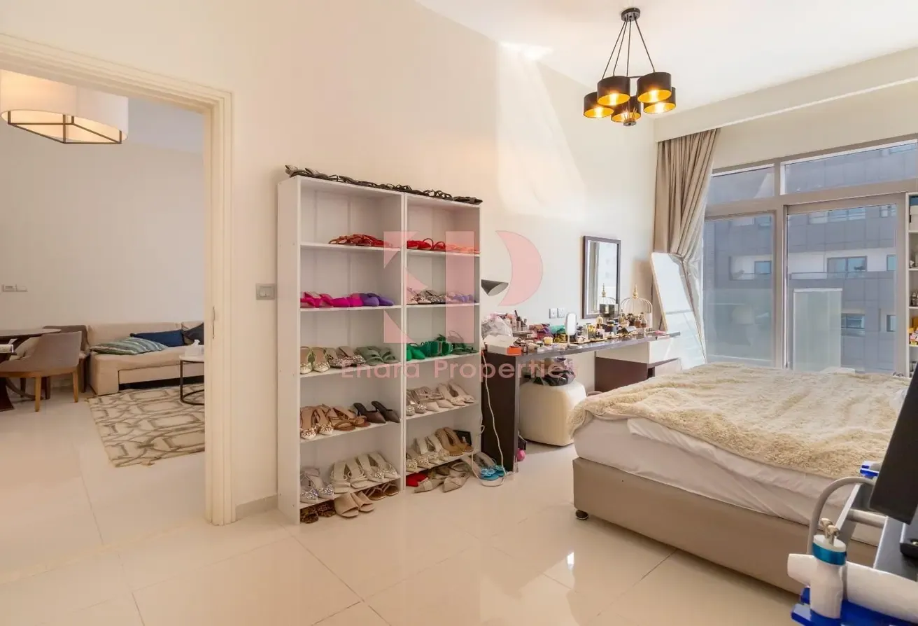 Spacious 1BR | Prime Location | Fully Furnished