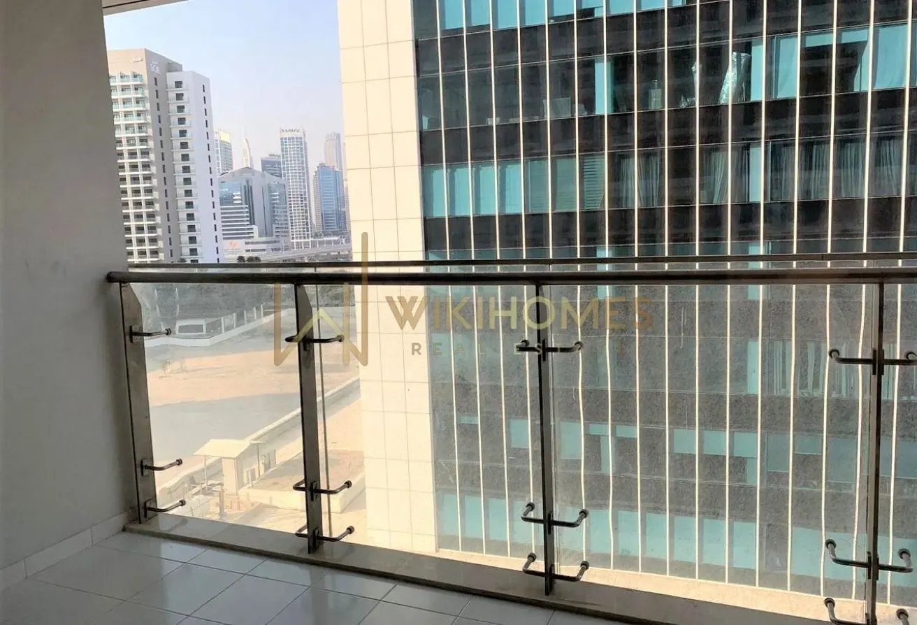 Modern Furnished | 4 Cheques | Well Maintained
