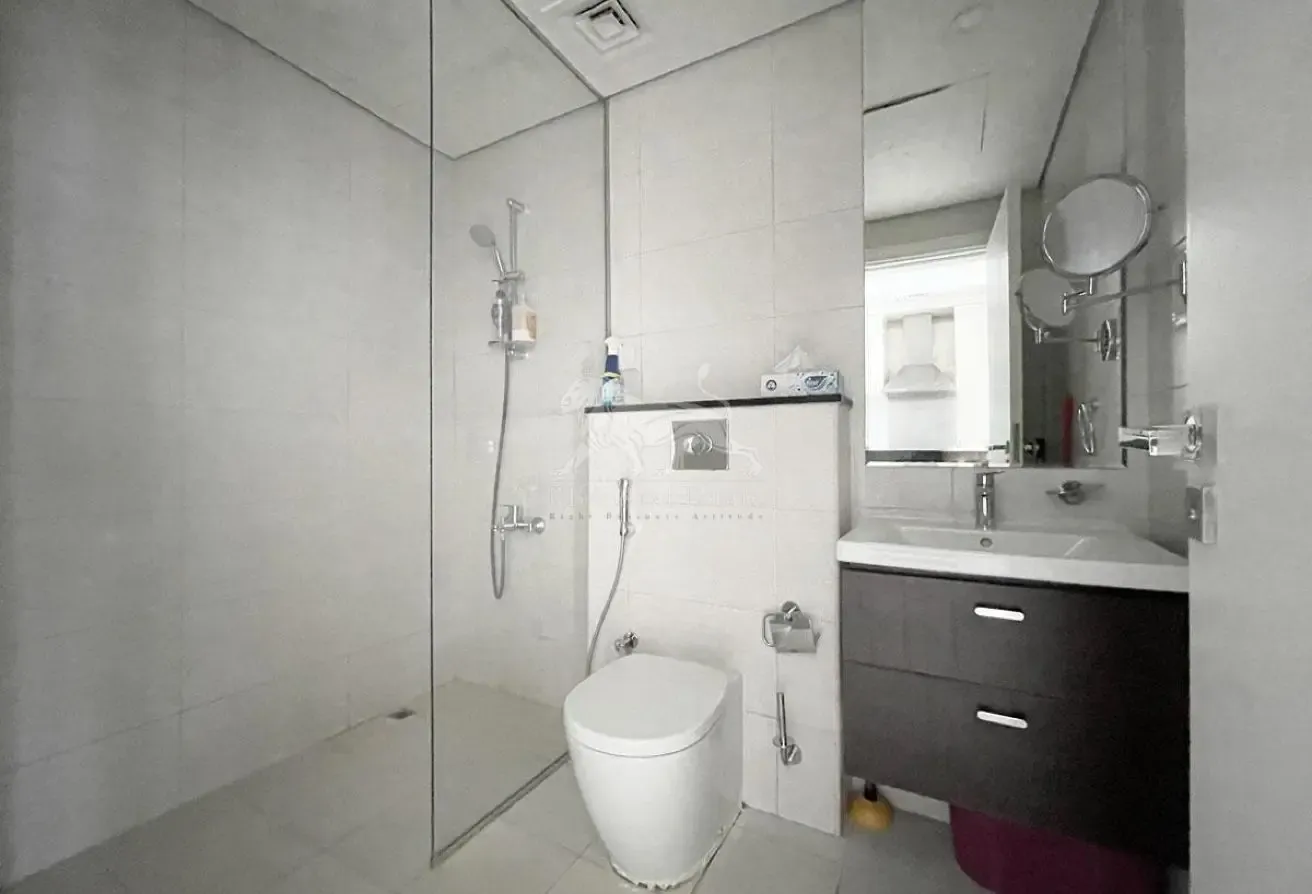 Fully Furnished Park View Balcony Prime Location