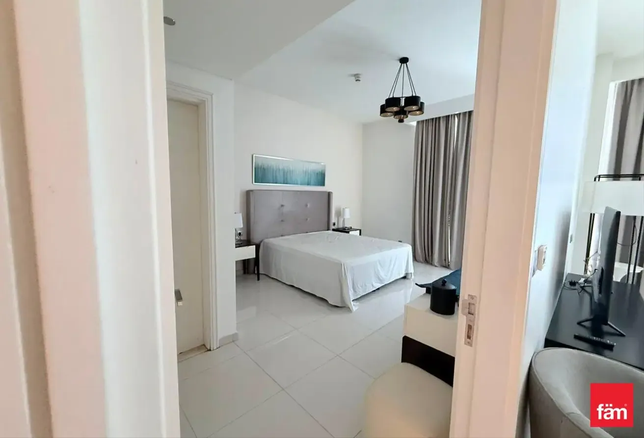 Fully Furnished one bed room I Burj View