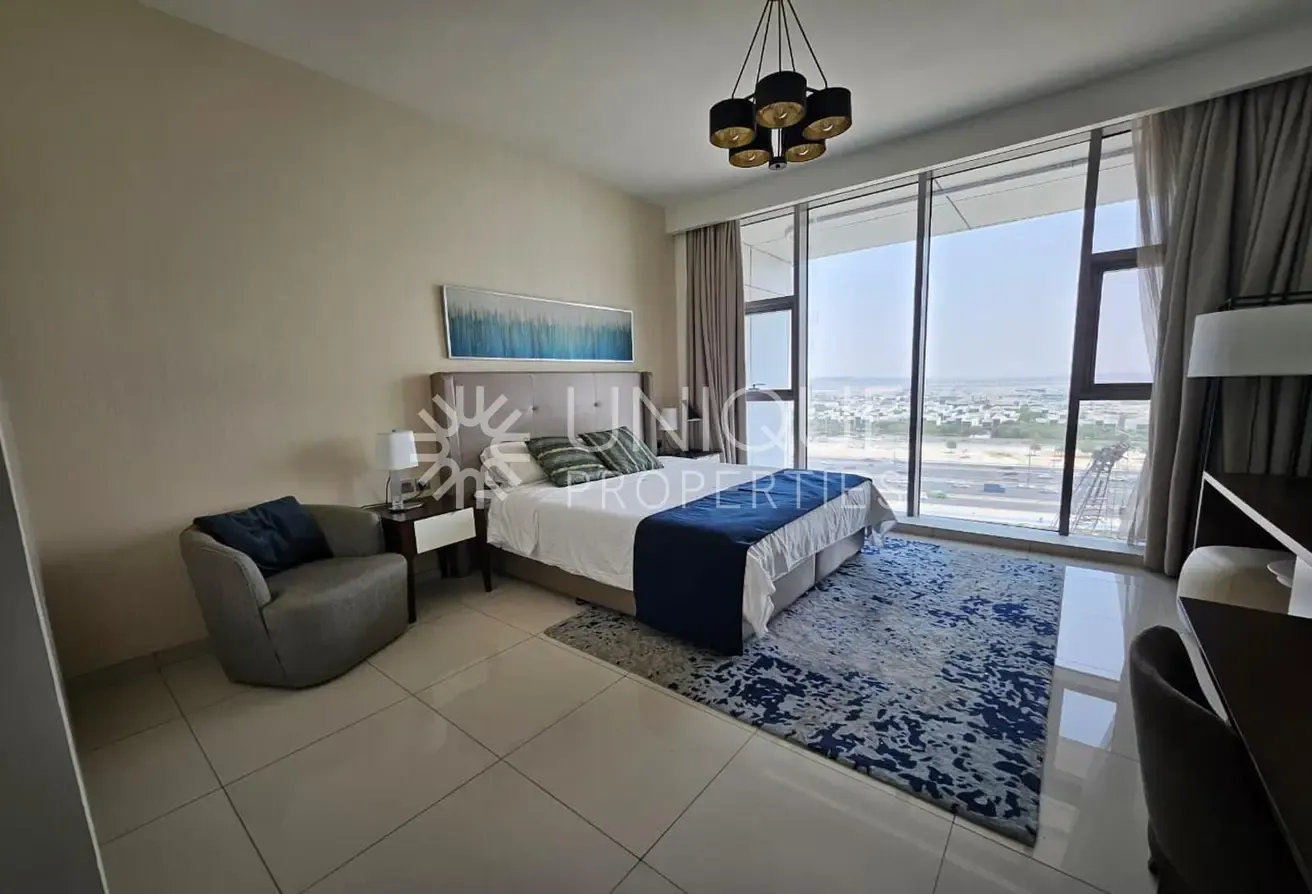 Fully furnished studio | vacant | exclusive