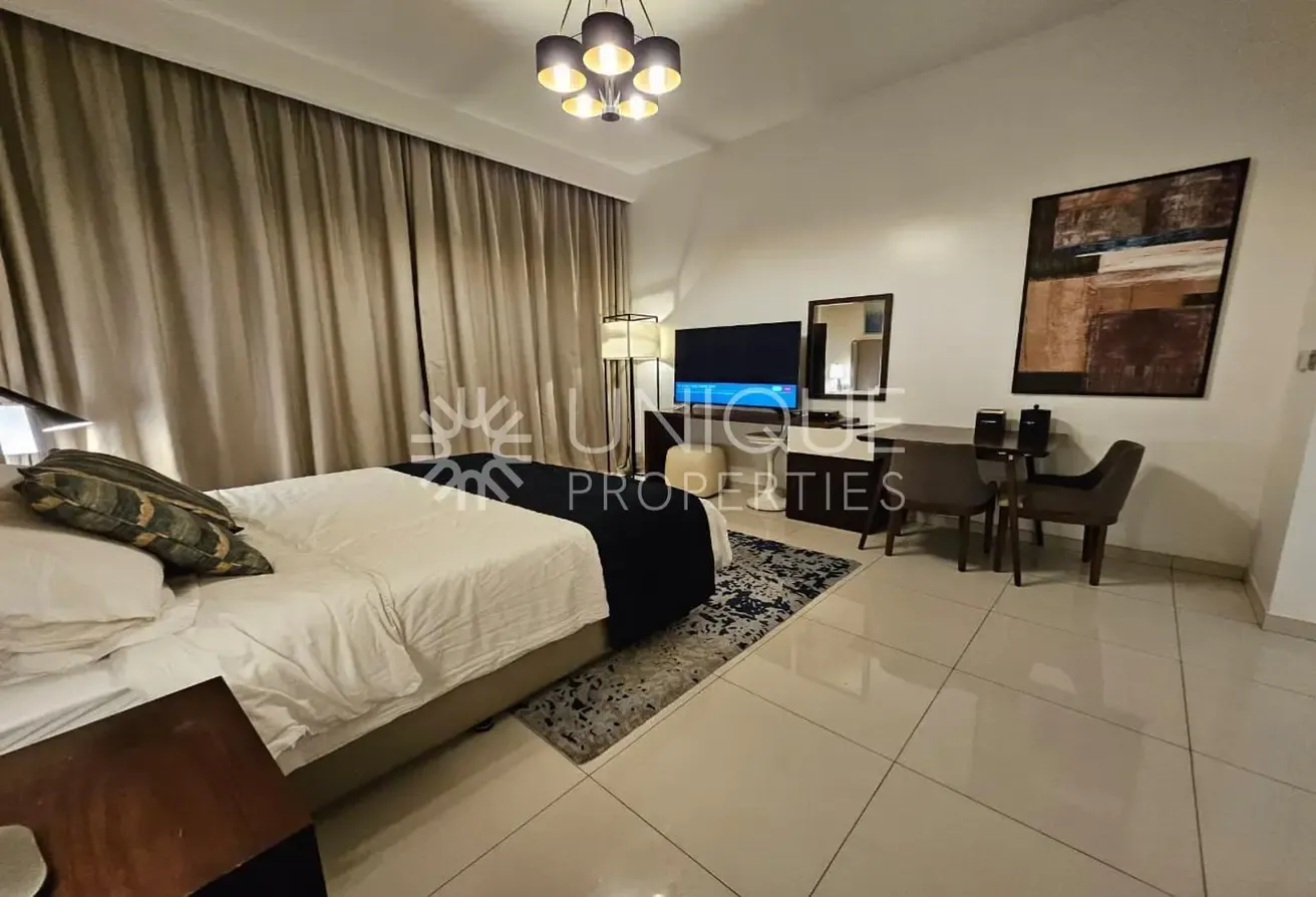 Fully furnished studio | vacant  | exclusive