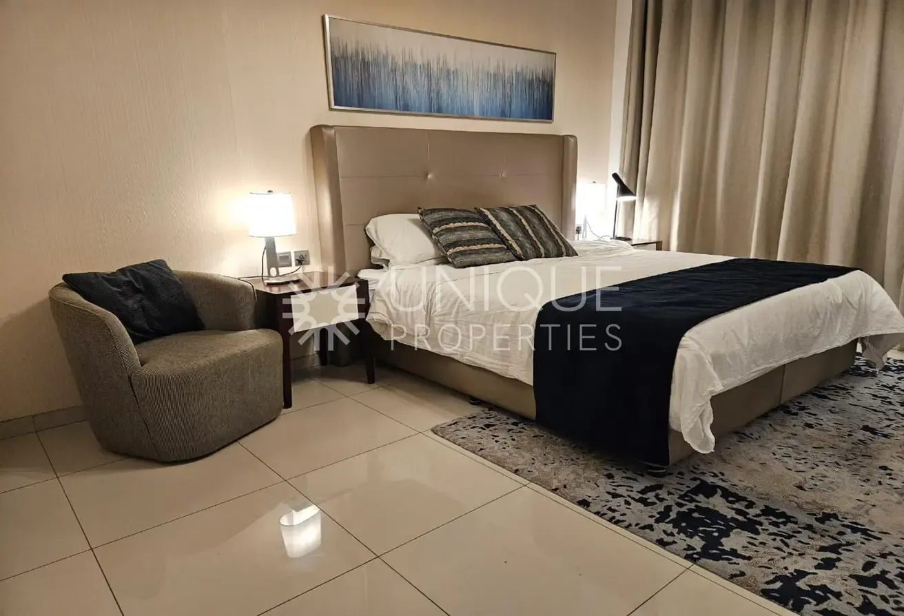 Fully furnished studio | vacant  | exclusive