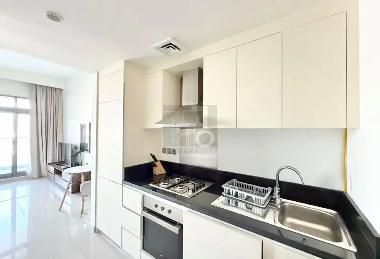 Furnished Studio Apartment in Business Bay