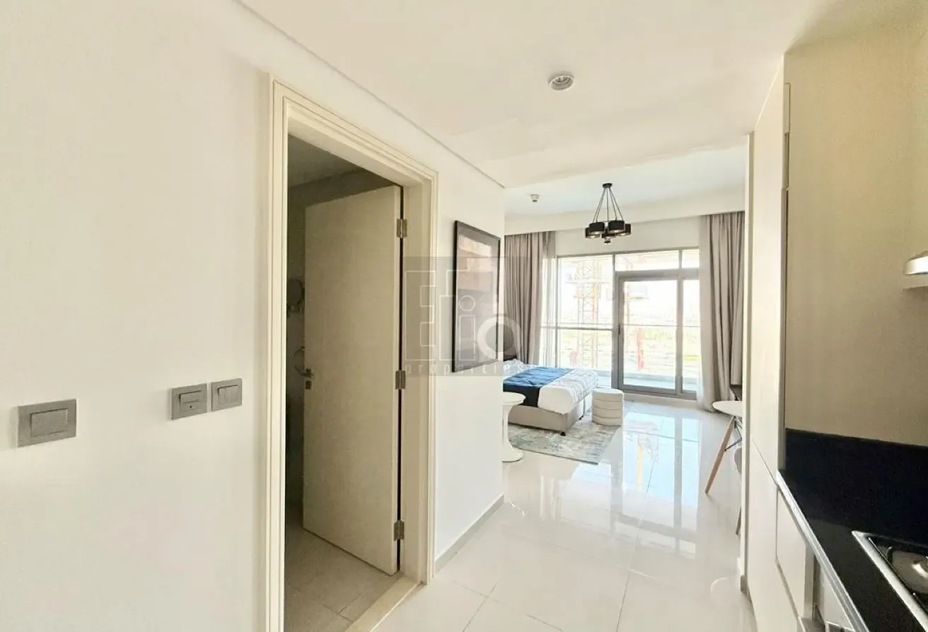 Furnished Studio Apartment in Business Bay