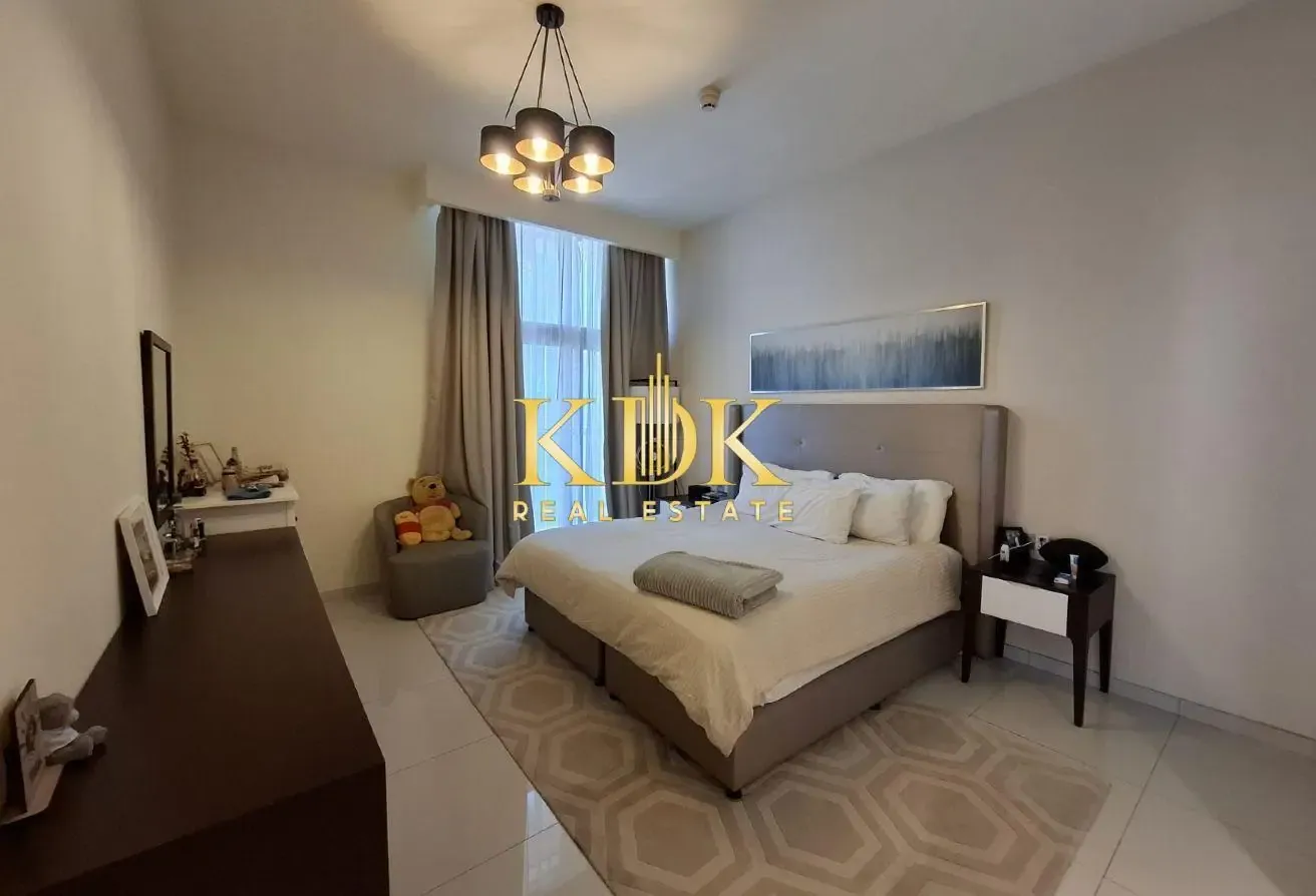 Luxurious 2BHK | Fully Furnished | Centre City