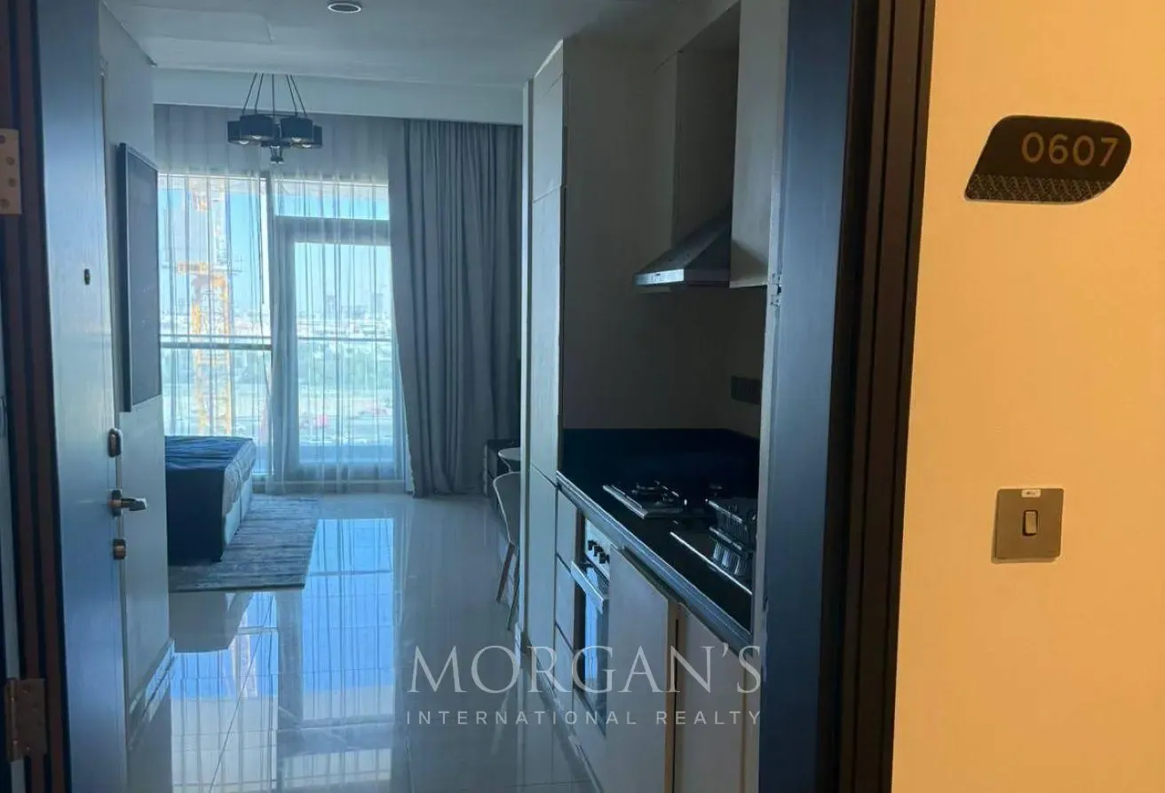 Elegant Studio | Prime Business Bay | Vacant