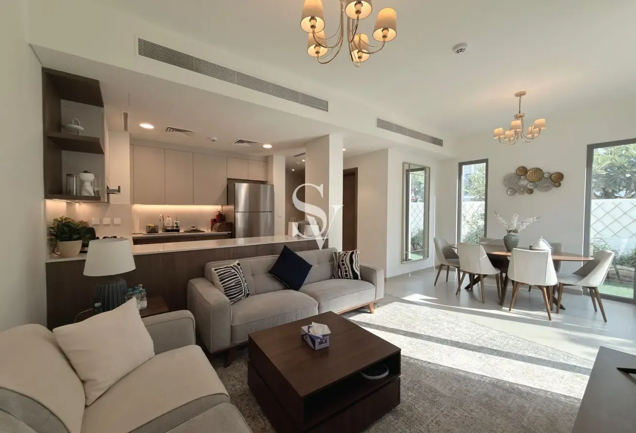 CORNER UNIT | FULLY FURNISHED | VACANT