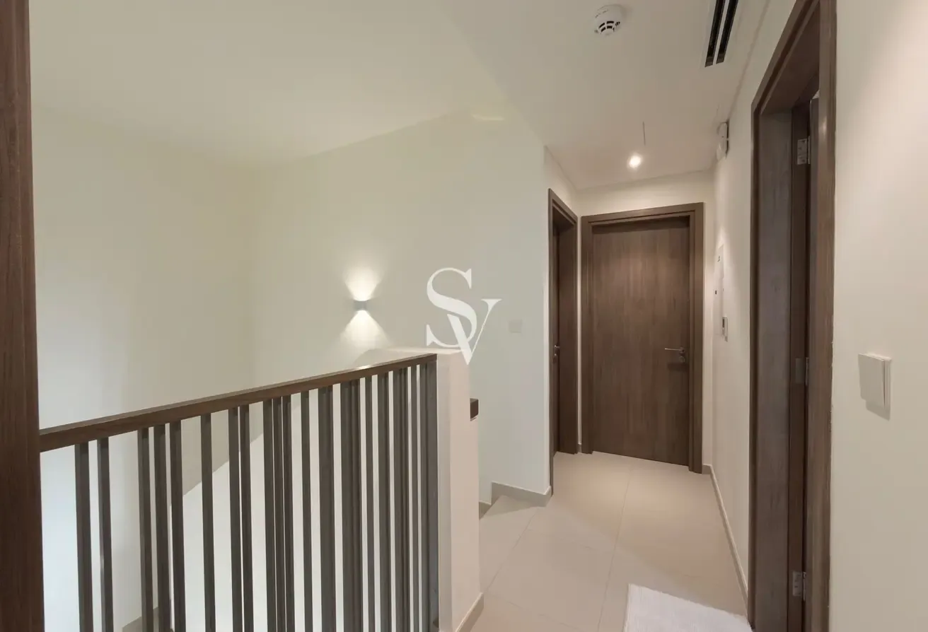 CORNER UNIT | FULLY FURNISHED | VACANT