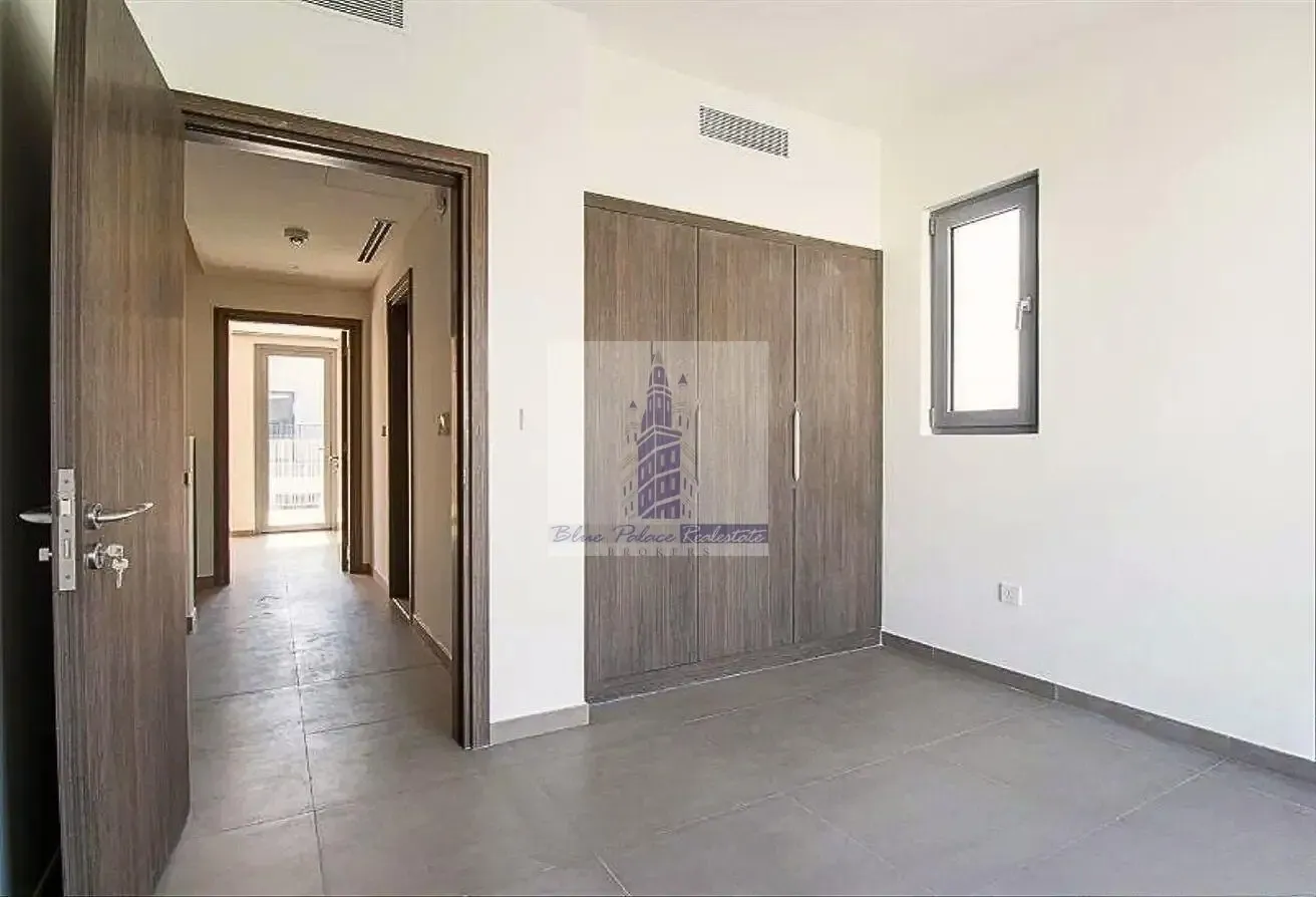 Corner Four Bedroom + maid back to back