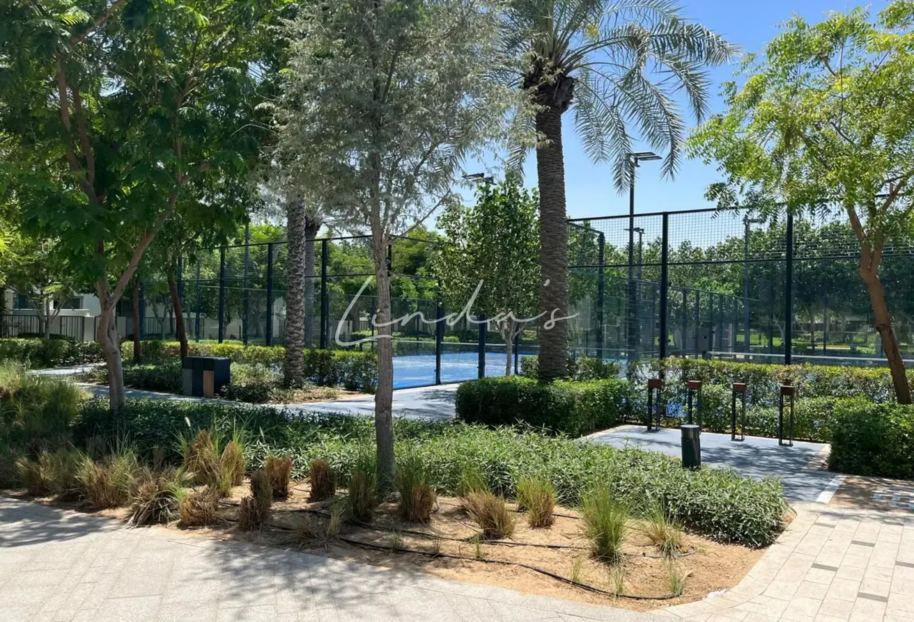 Family Community | Bright | Amenities Nearby