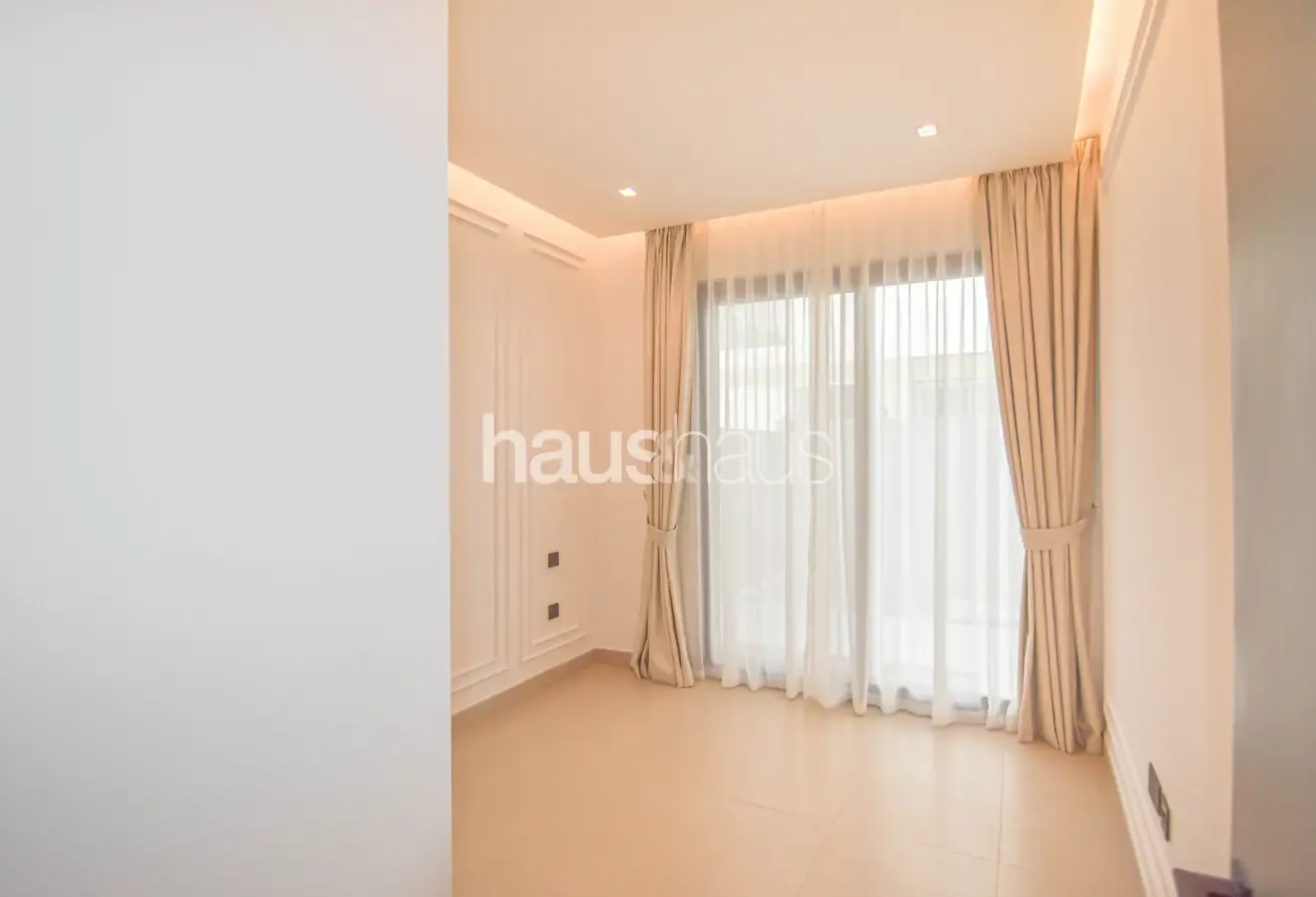 Pool and Park Backing | Upgraded | Close to RGS