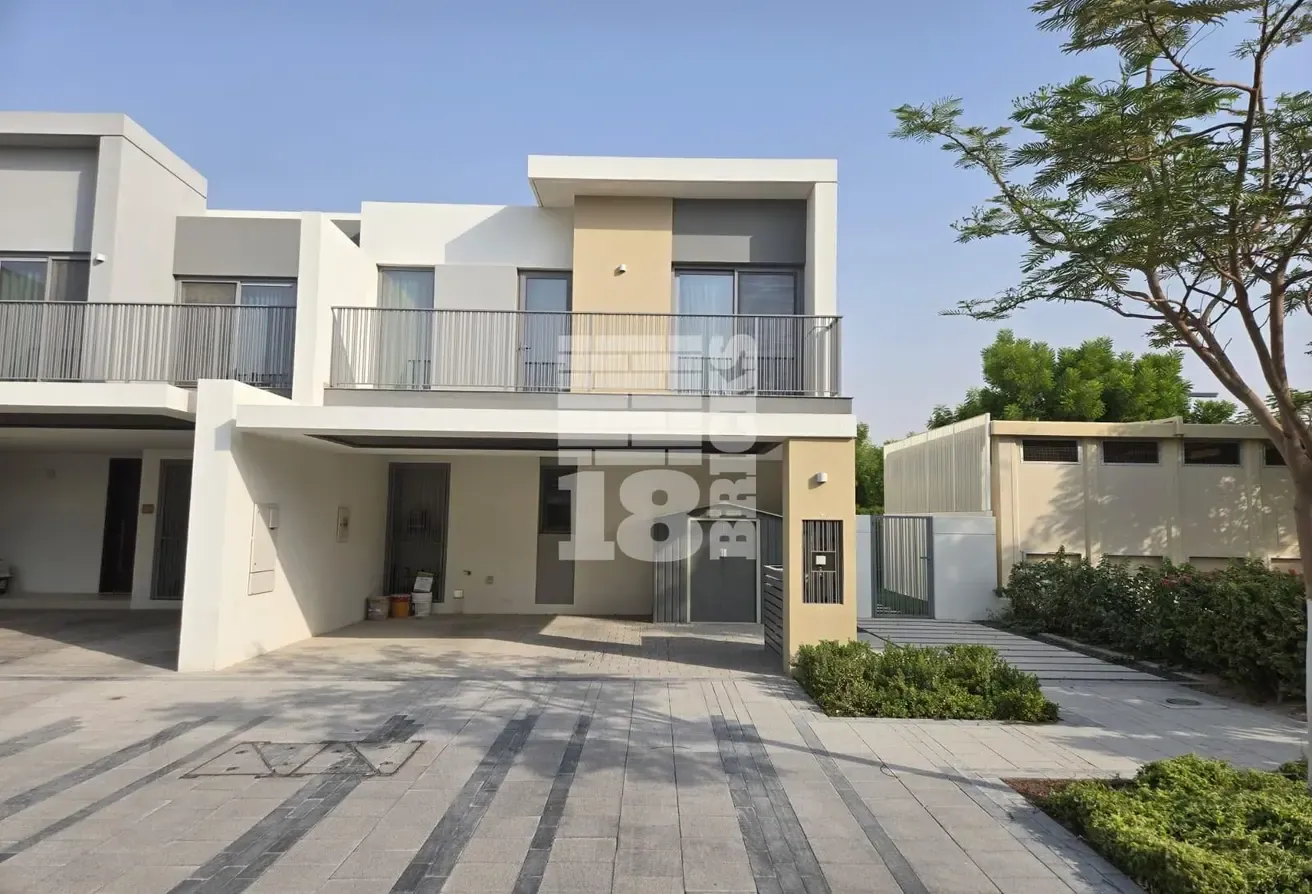 4BHK+Maid l Large Plot l Prime Location
