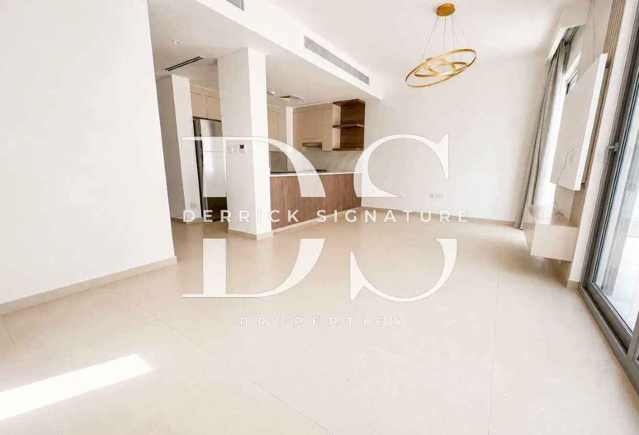 Corner Unit | Large Plot | Vacant 4BR