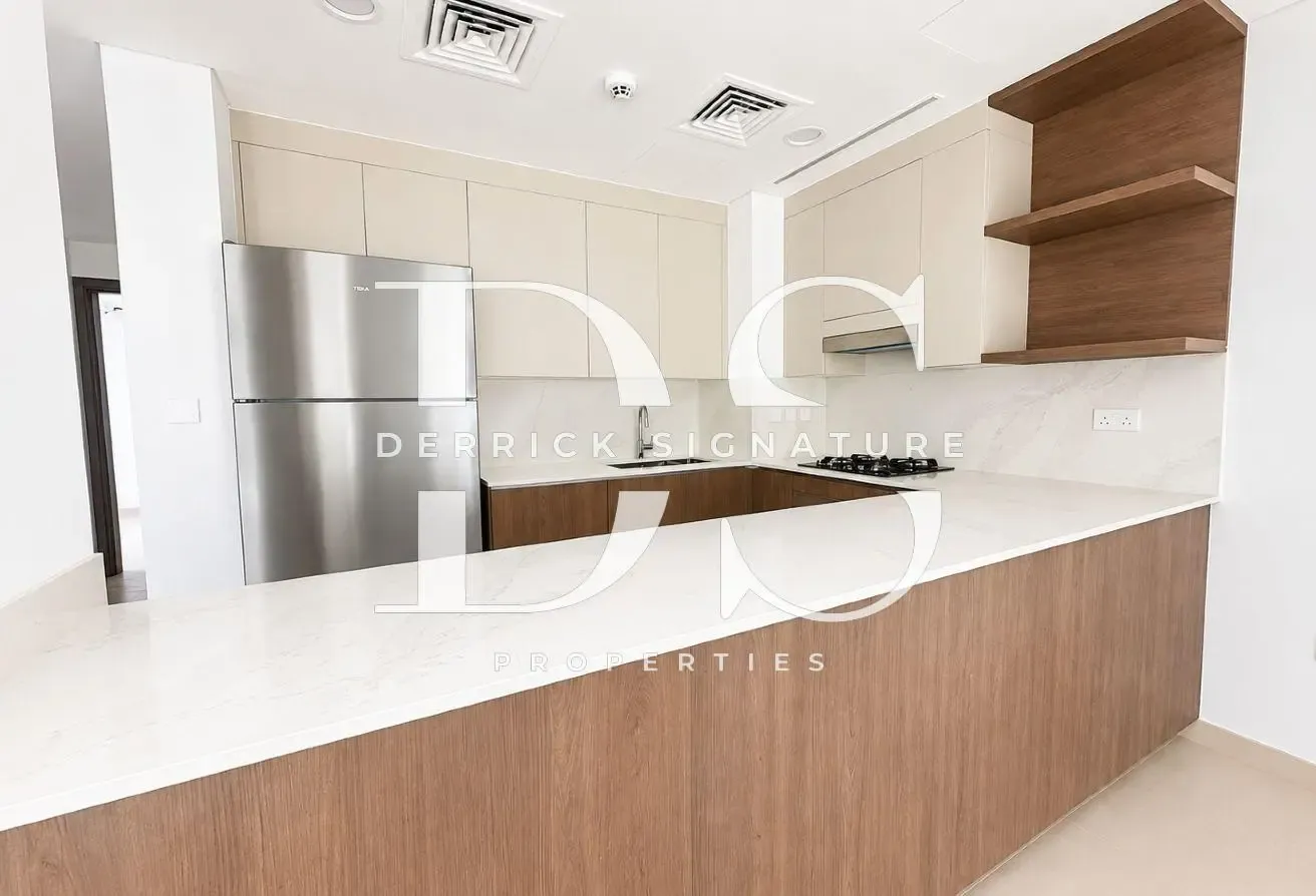 Corner Unit | Large Plot | Vacant 4BR
