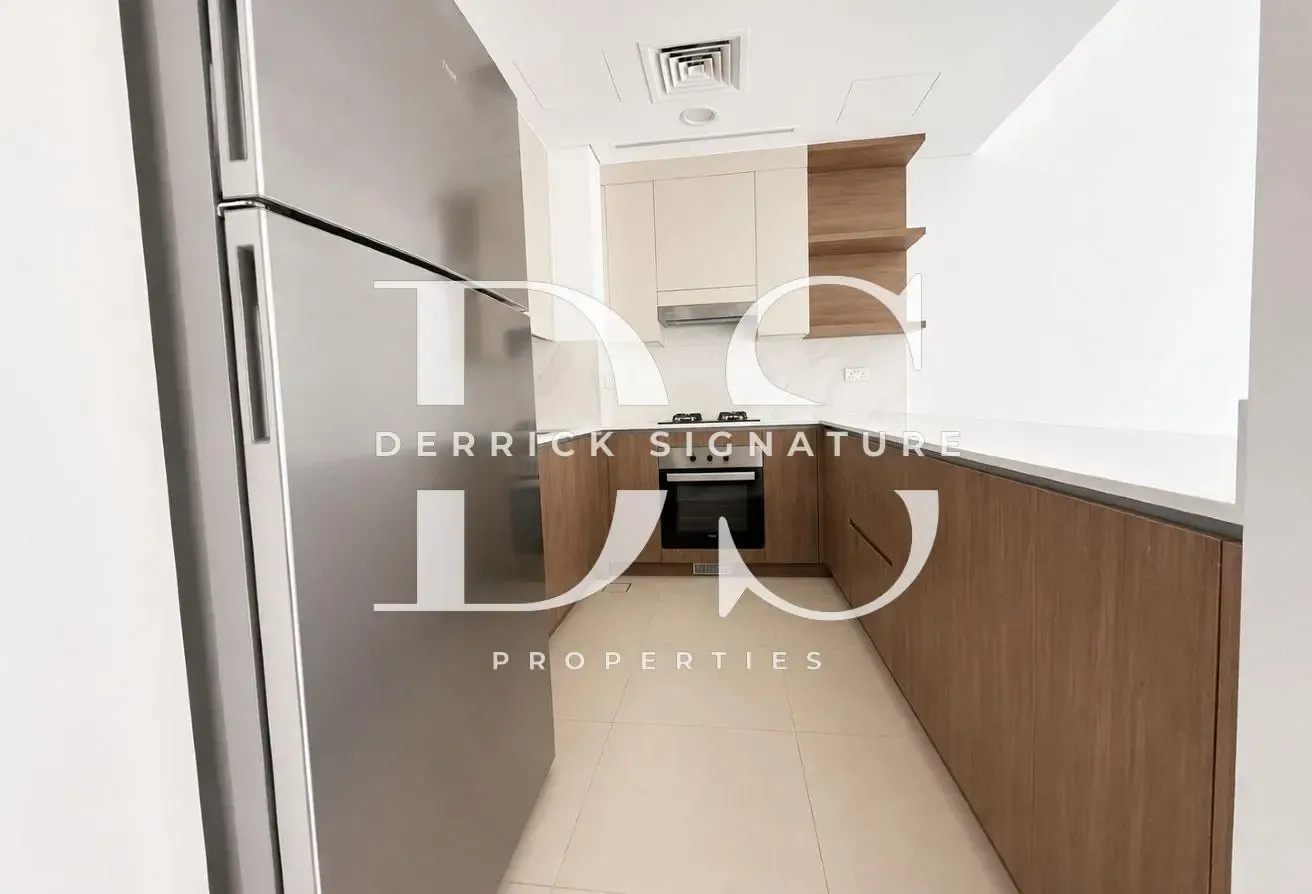 Corner Unit | Large Plot | Vacant 4BR
