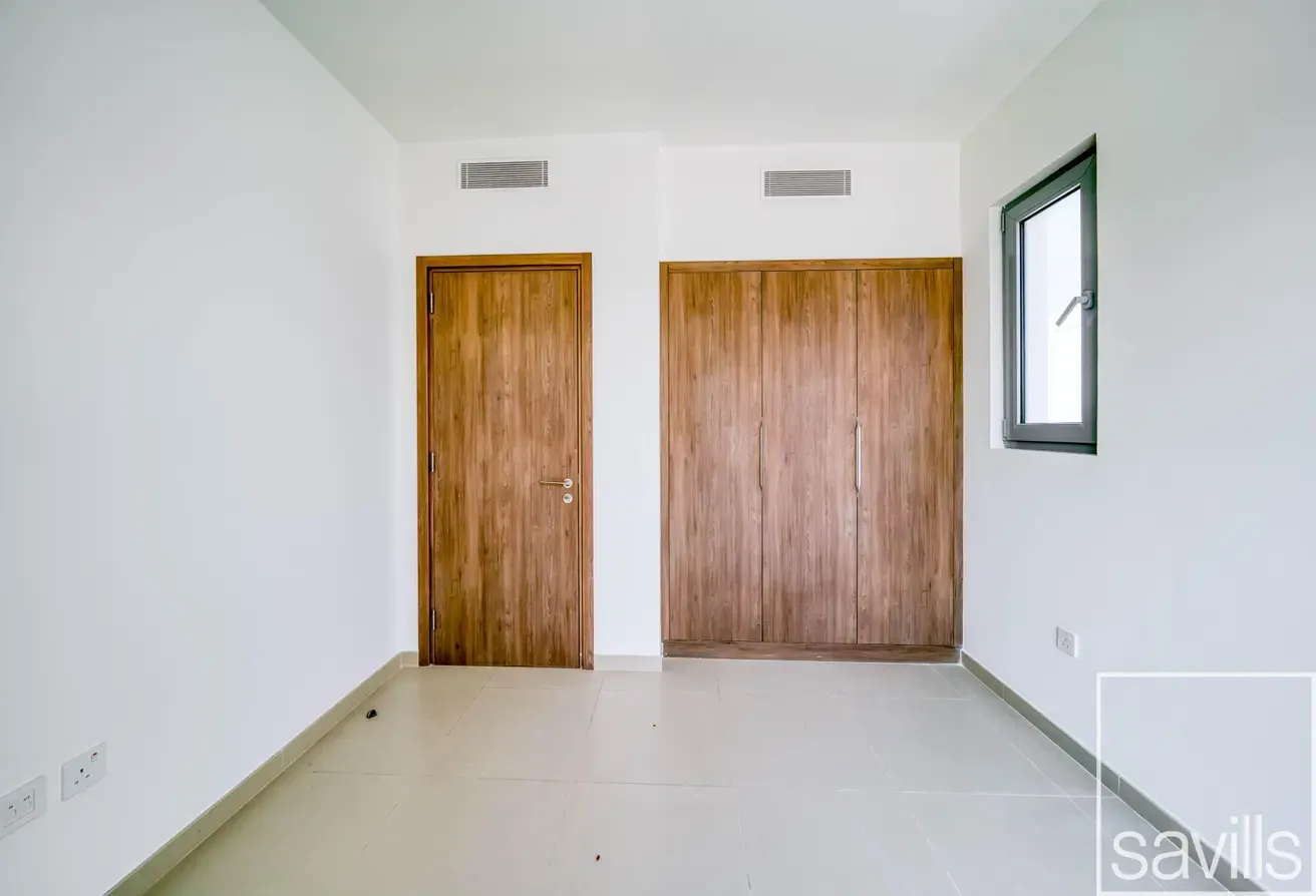 Close to Amenities | Internal Unit | Vacant