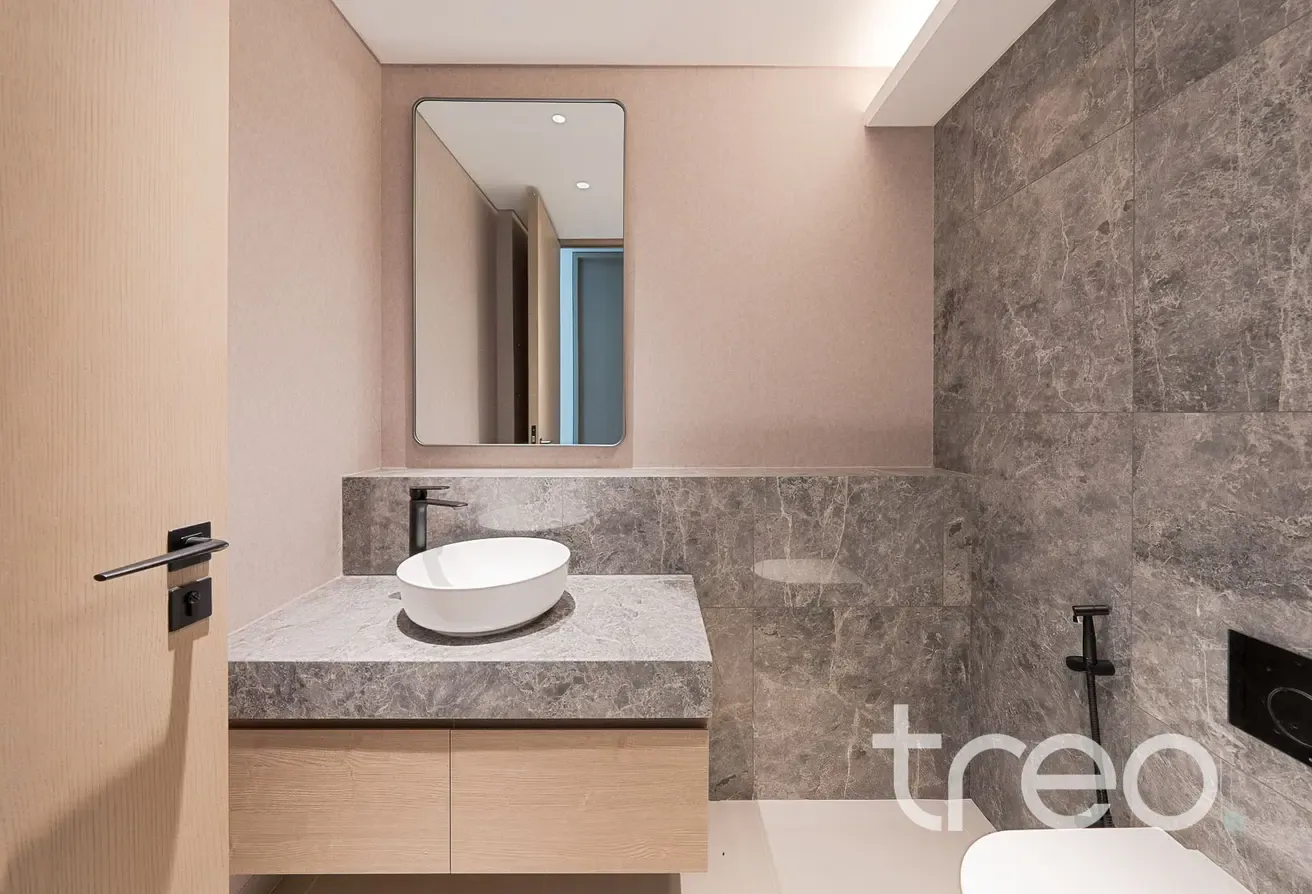 Extended Living | Landscaped | Viewable