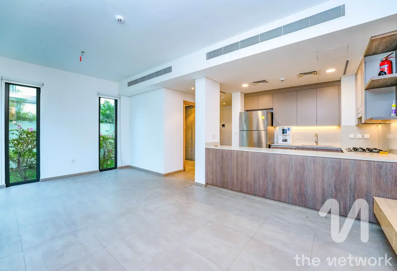 Vacant | Landscape Garden | Spacious 4BR