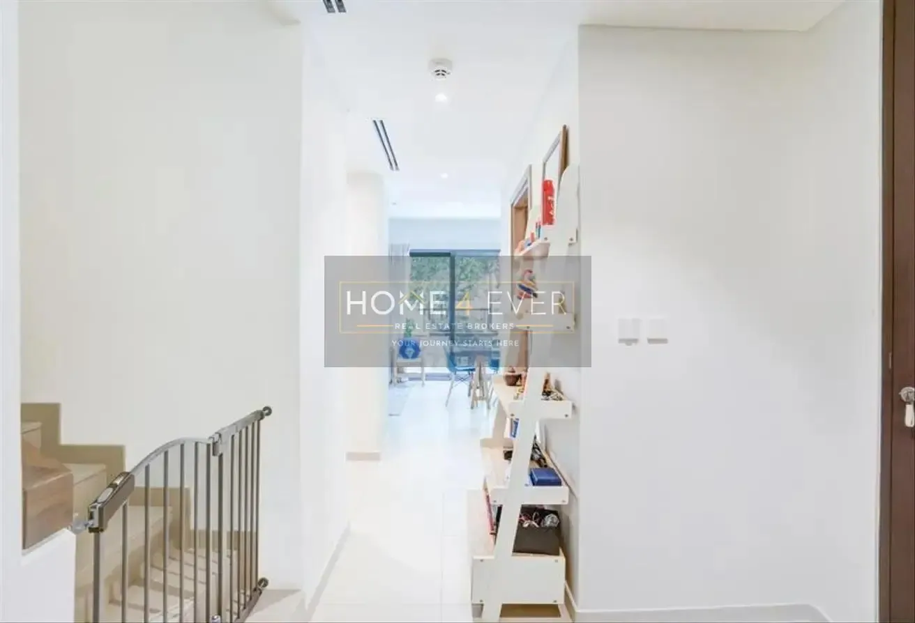 Furnished 4BR Townhouse | Ready To Move | Spacious