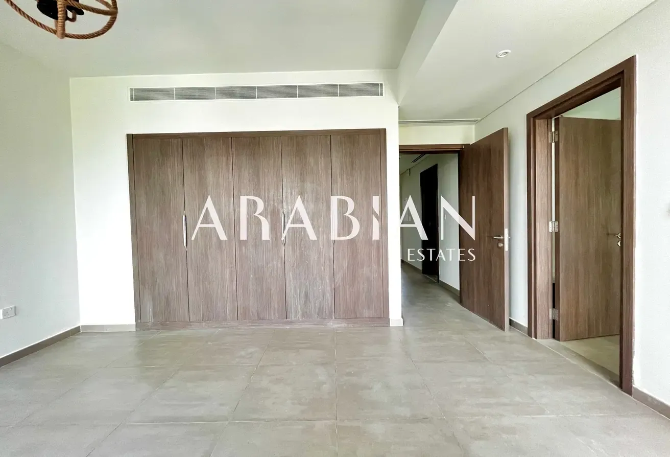 Vacant Now | 4 Bedroom + Maids | Viewable Today