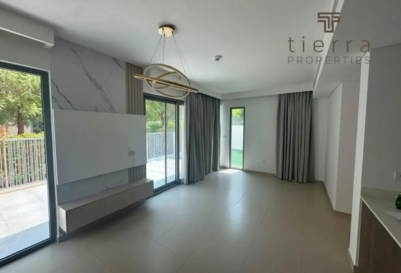 Corner Unit | Close to Pool & Park | Bigger Plot