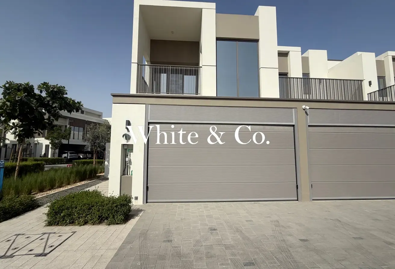 Prime Location | Corner Unit | Landscaped