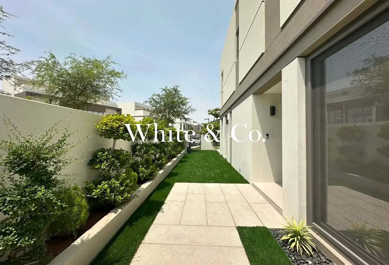 Prime Location | Corner Unit | Landscaped