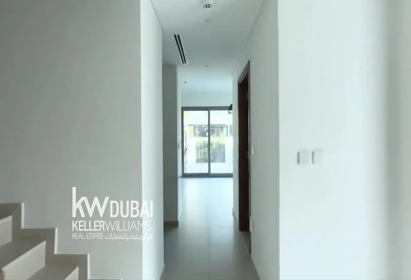 Near Entrance | Amenities & Redwood Nursery | Single Row