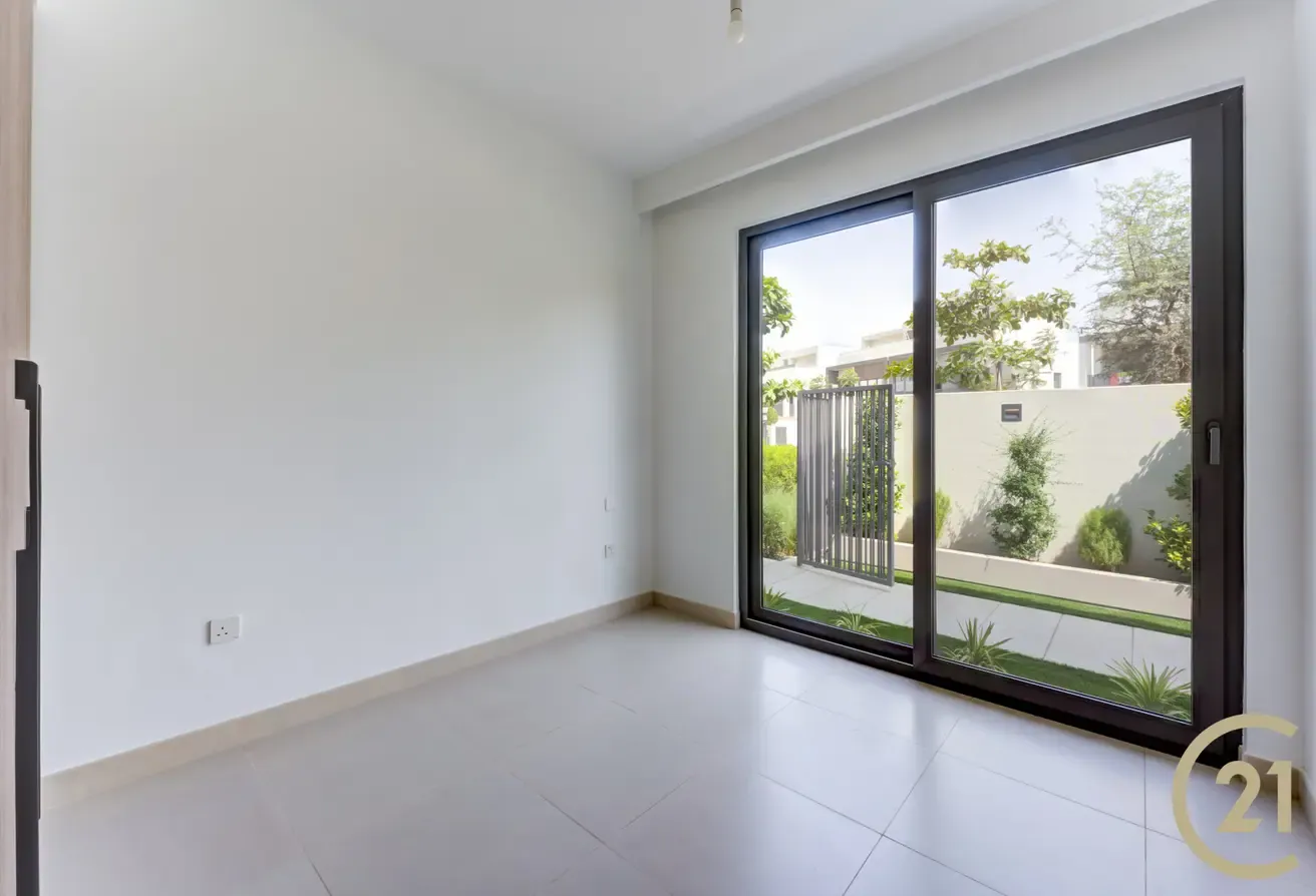 Corner Plot | Landscaped | Close to Pool