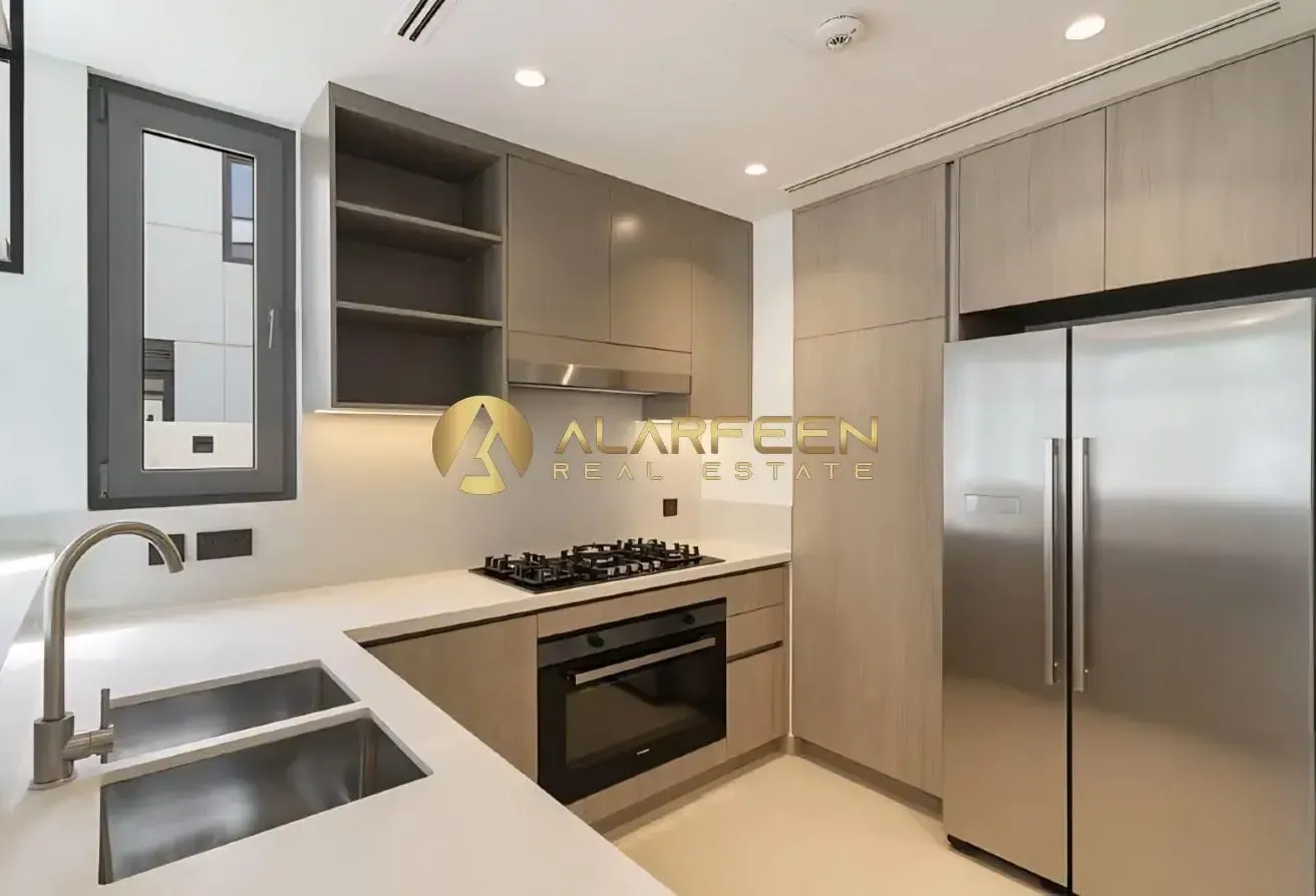 4BR Single row | landscaped | Close to Pool