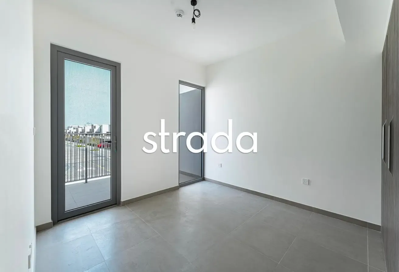 Available Sept | Landscaped Garden | Close to Pool