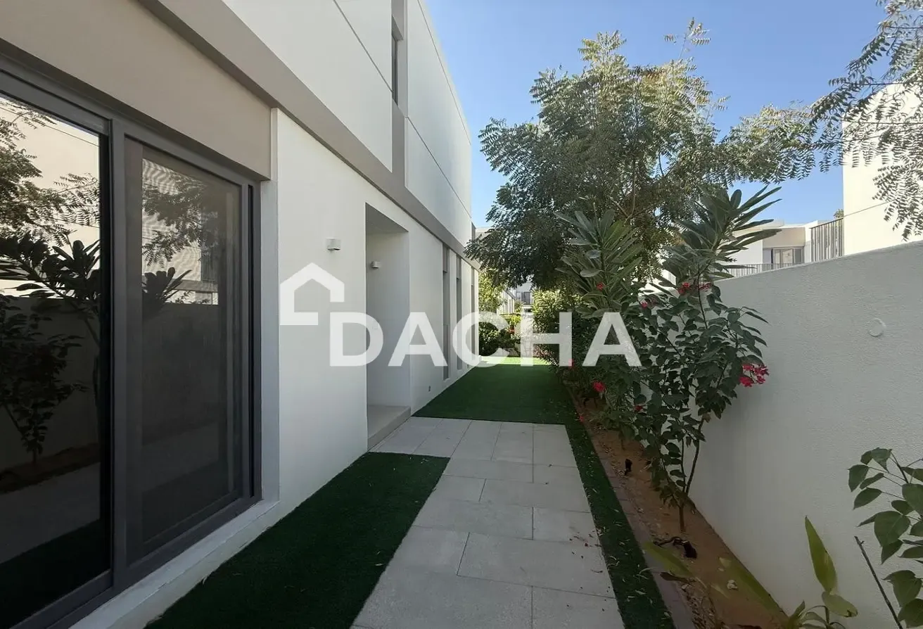 Opposite Pool & Park | Must See | Vacant