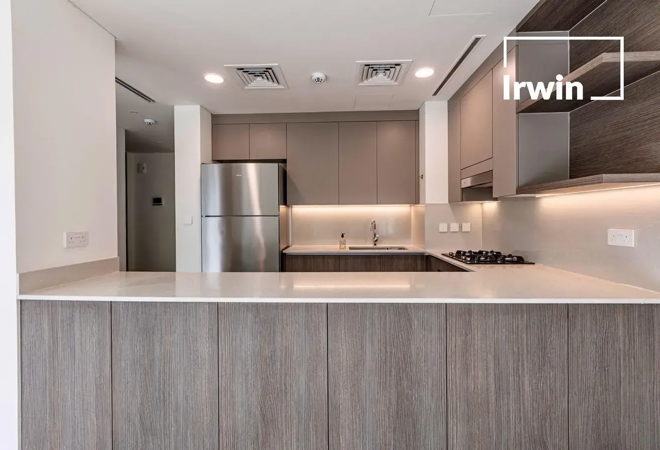 Unfurnished |Back to Back | Well Maintained