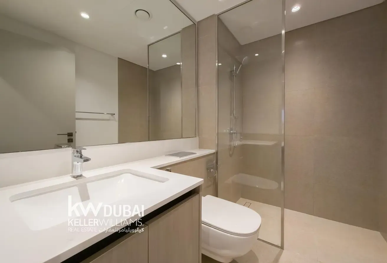 Walk to RGS School | Near Park & Distrikt | Family Location