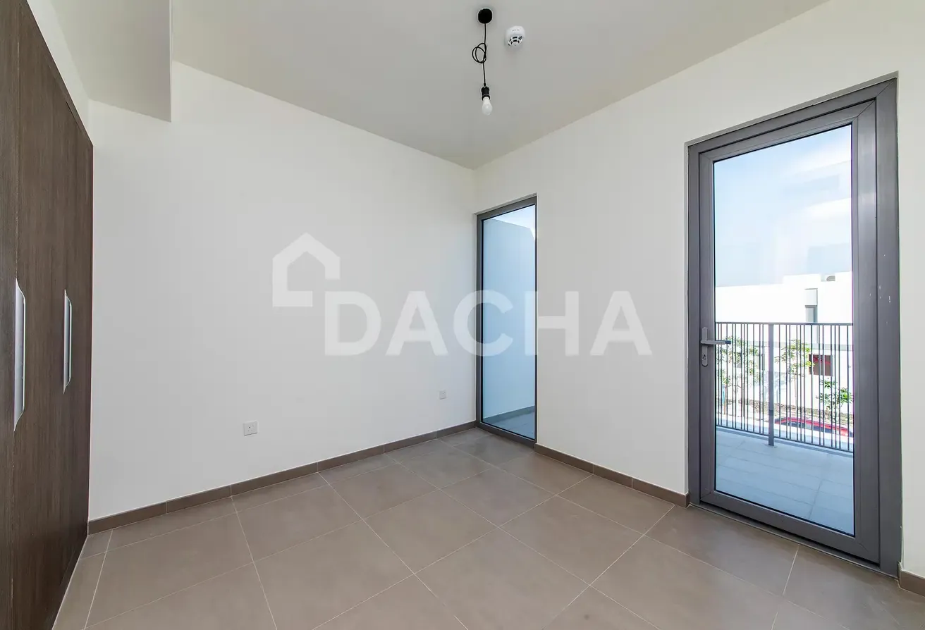 Single Row | Balcony | Family Villa