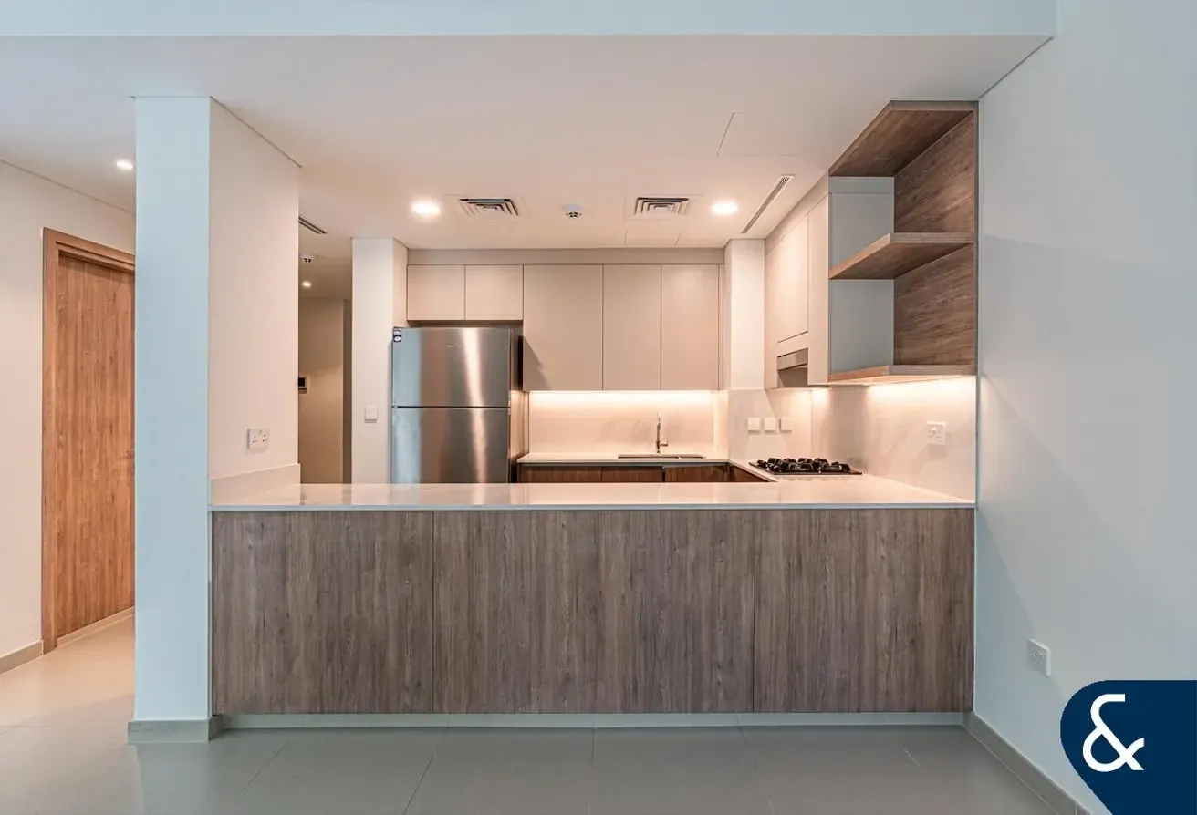 Single Row 4 Bed | Phase A | Prime Location