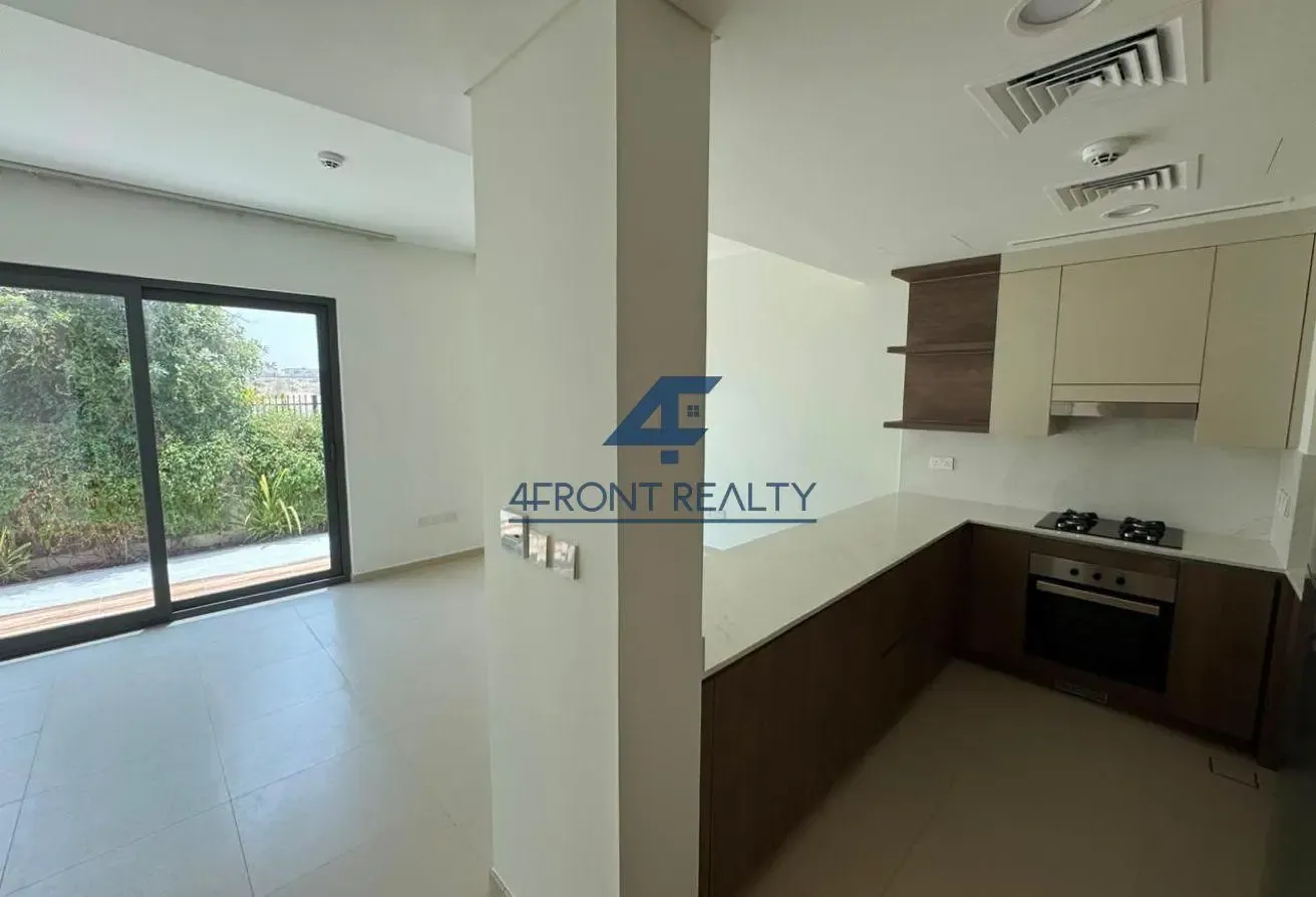Ideal Family home | Quiet Location | Corner