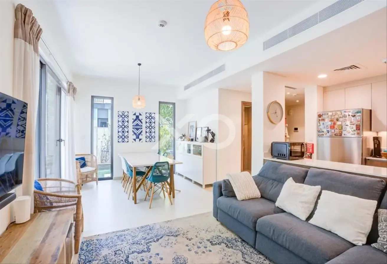 Single Row| Landscaped |Close to Amenities