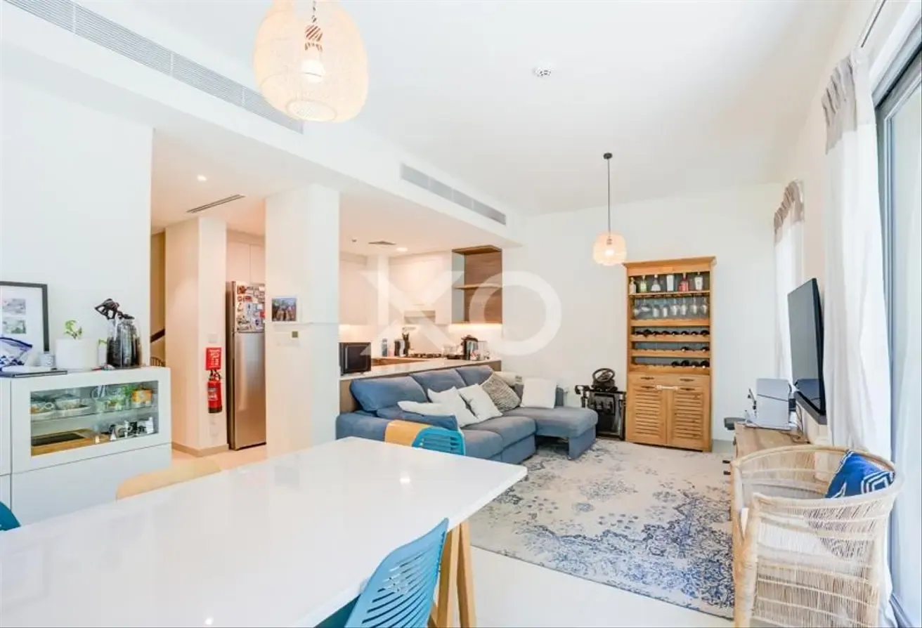 Single Row| Landscaped |Close to Amenities