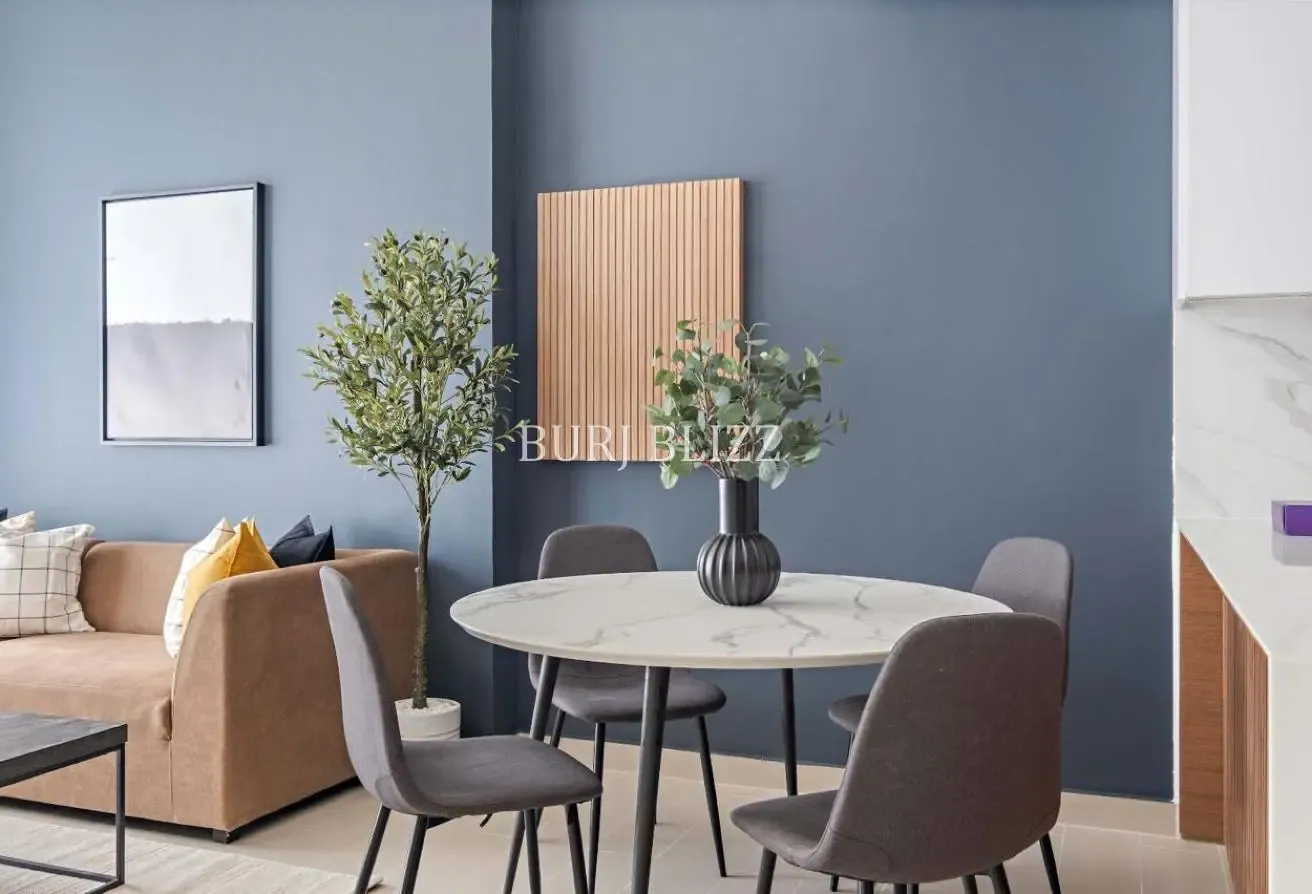 Exquisite Living 1BR | Bright Interiors | Vacant