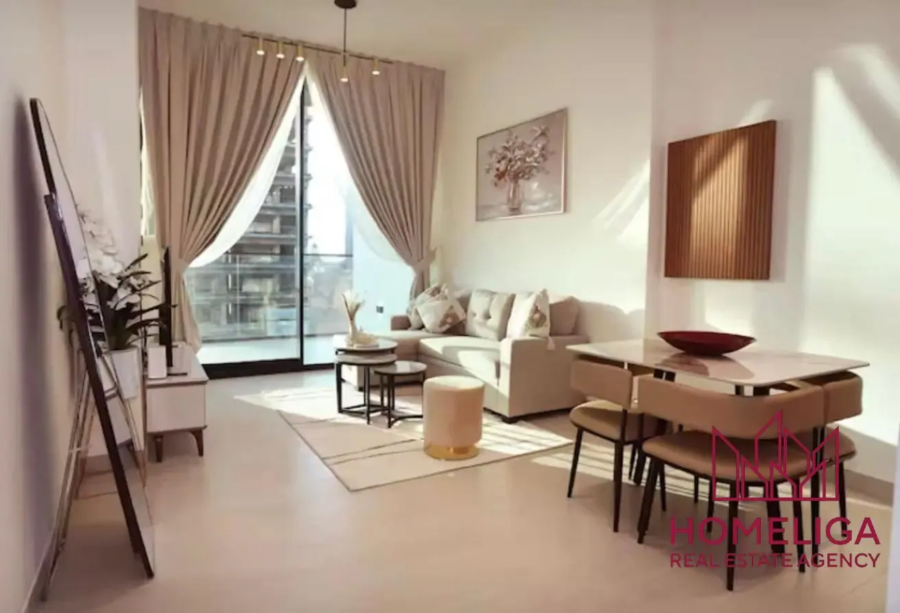 Fully Furnished | Vacant | Contemporary Living