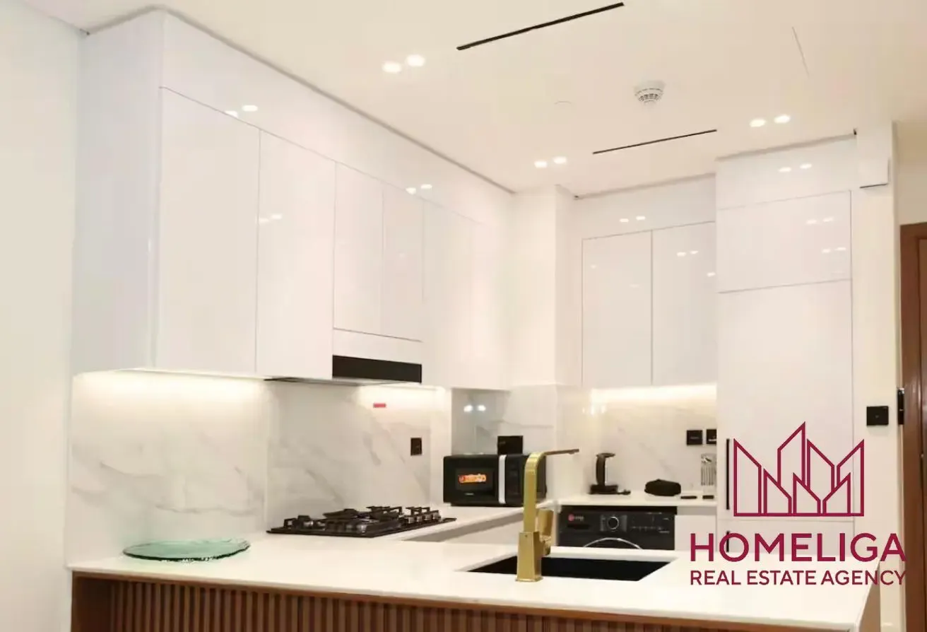 Fully Furnished | Vacant | Contemporary Living