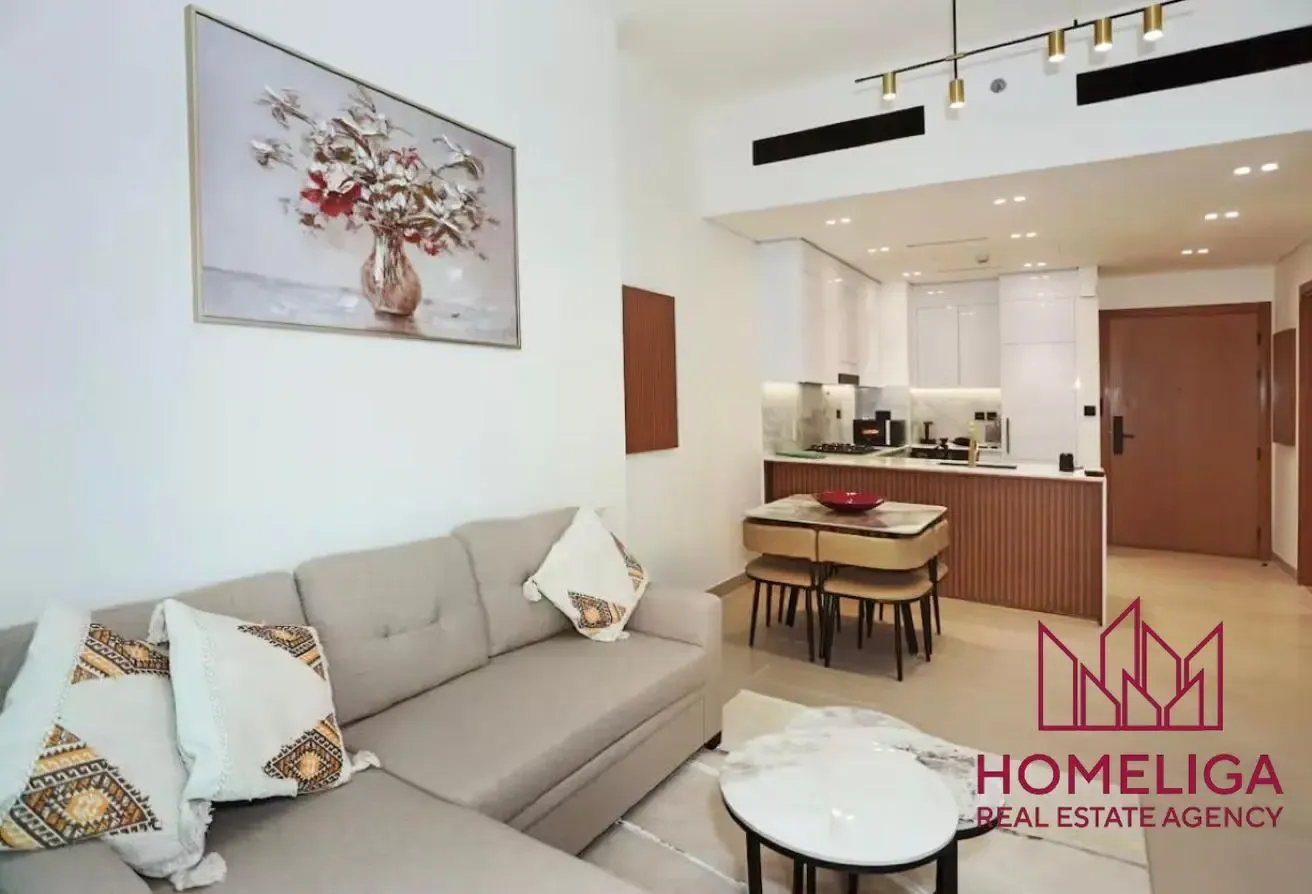 Fully Furnished | Vacant | Contemporary Living
